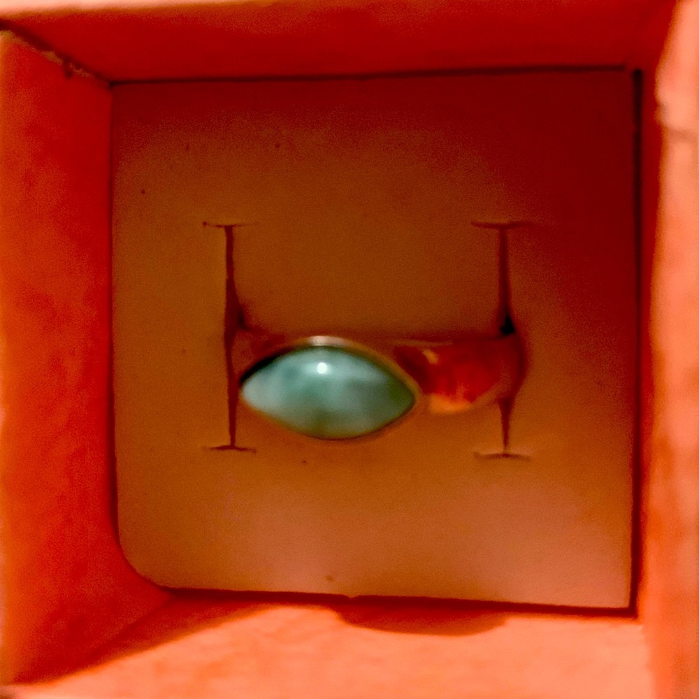 RING LADIES’ size 8 .925 STERLING SILVER WITH DOMINICAN LARIMAR FEMININE BAND